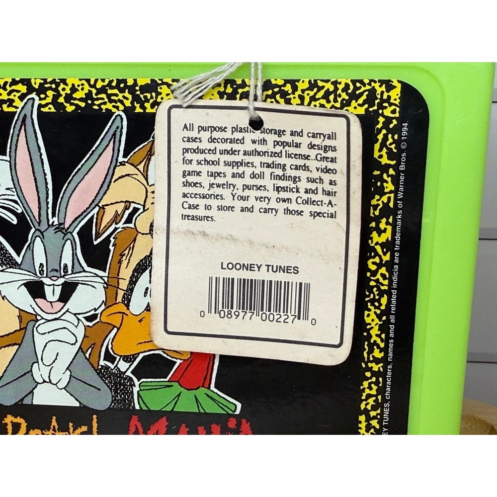 Vintage 1990s Looney Tunes Blackboard Mania Neon Green Lunch Box Pencil Case NWT - Picture 3 of 7